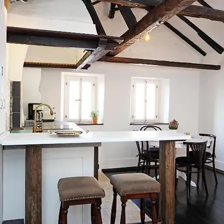 And By The Sea - 23721 Pensjonat 3*